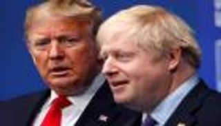 "إذا اقتضى الأمر".. بريطانيا تعلق على إصابة ترامب بكورونا