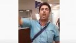 فيديو.. مغربي في حالة هيستيرية "مات والده فسلمه المستشفى جثة غريب"