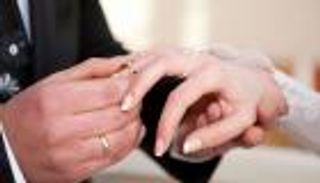 سحر وعجز جنسي.. أسرة "العريس المربوط" تنتقم من الدجال