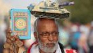 بالصور.. أبرز تعليقات المصريين للسخرية من دعوات "الإخوان" الإرهابية