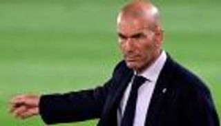 زيدان يغلق أبواب ريال مدريد أمام "عدو الجزائريين"