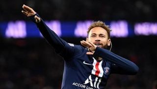 نيمار دا سيلفا لاعب باريس سان جيرمان