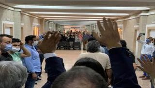 المحامون والنواب ومسؤولي حزب الشعوب الديمقراطي في المحكمة