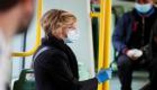 بعد تزايد الإصابات.. قيود جديدة بإيطاليا للسيطرة على كورونا