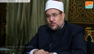 وزير الأوقاف المصري خلال حوار مع 