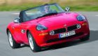 بالصور.. شاهد سيارات عمرها 20 عاما تزاحم موديلات 2021 بقوة