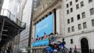 عودة ترامب.. أنباء سارة تحرك المياه الراكدة في وول ستريت