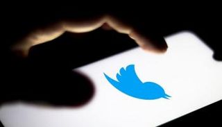 تويتر يعاقب المكتب الفيدرالي السويسري للإعلام