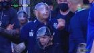 بعد ظهور إصابات في فريقه.. مارادونا بلا كورونا