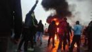 إيران تشتعل.. لهيب الغضب "يحرق" 6 مراكز للقمع