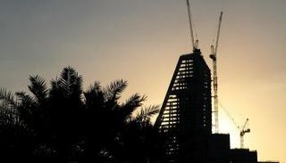 أبراج غير مكتملة البناء في الدوحة - رويترز
