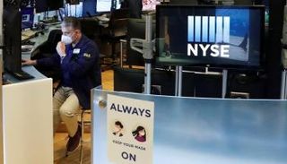 ترامب يصدم الأسهم الأمريكية - رويترز