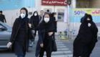 كورونا ينهش طهران.. والنظام يكتفي بـ"الكمامة"