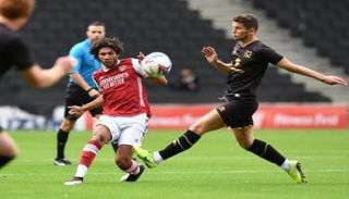 محمد النني لاعب وسط أرسنال