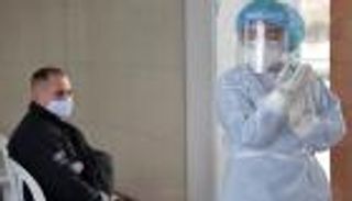 تحذير طبي.. حالة نفسية تساعد كورونا على الفتك بمرضاه