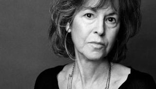 الشاعرة الأمريكية لويز جلوك