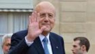 وصفة ميقاتي للإنقاذ.. حكومة "تكنوسياسية" برئاسة الحريري