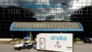 "دناتا" الإماراتية أول شركة تستخدم التبريد في شحن  الأدوية بسنغافورة