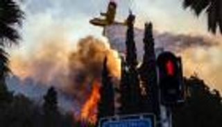 حرائق إسرائيل تخلي 5 آلاف.. والطائرات تتحرك لمنع كارثة