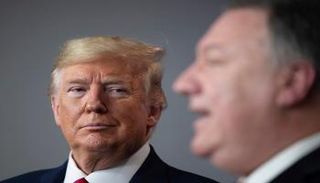 الرئيس الأمريكي دونالد ترامب ووزير خارجيته - أ.ف.ب