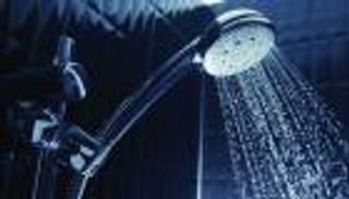 تحذير من غسل هذا الجزء خلال الاستحمام.. أضرار طويلة الأمد