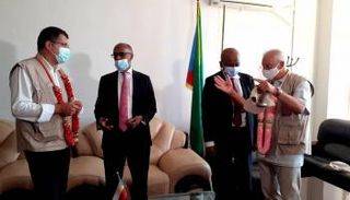 جوزيب بوريل أثناء زيارته لإقليم الصومال الإثيوبي