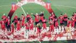 غرائب ونجوم وبطولات.. سالزبورج يبني قواعد المجد الكروي