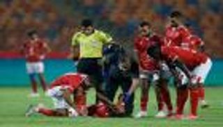 الإصابة تهدد الأهلي المصري بفقدان كهربا في نصف نهائي أفريقيا