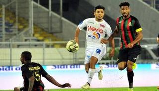 من مواجهة الرجاء والجيش الملكي في الدوري المغربي