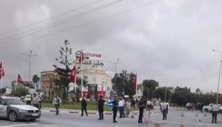 عناصر أمن تونسي في موقع شهد عملية إرهابية بسوسة - أرشيفية