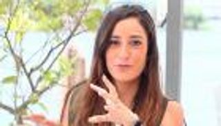 تعليقات قاسية في حياة أمينة خليل: "اعملي مناخيرك وبطلي تناكة"