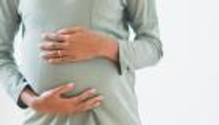 جريمة بشعة.. أمريكية تسرق جنين صديقتها من رحمها