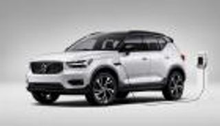 فولفو تودع سيارات المحرك التقليدي بهذا الطراز