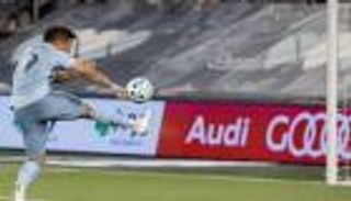 بالفيديو.. روح فان باستن تظهر في الدوري الأمريكي