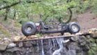 بالصور.. شاب تونسي يخترع سيارة سباق