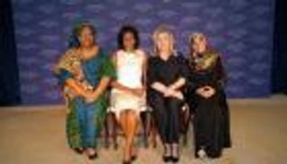 # بريد هيلاري.. مطالبات يمنية بمحاكمة "أفاعي" الإخوان