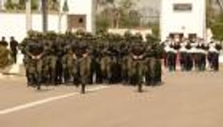 بالصور.. " أضخم" عرض عسكري للحرس الجزائري