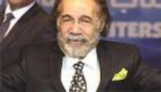 الموت يغيّب الفنان المصري محمود ياسين