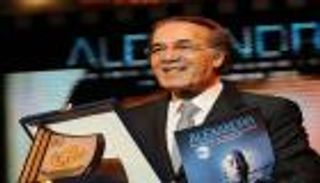 الأيام الأخيرة في حياة محمود ياسين.. هذا المرض أصابه قبل الوفاة