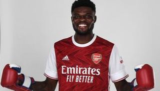 توماس بارتي لاعب غانا والأرسنال