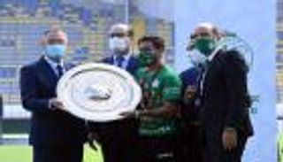 5 صور تلخص حفل تتويج الرجاء بلقب الدوري المغربي