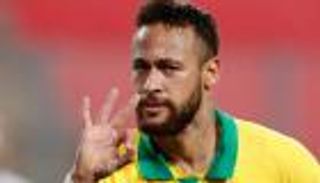 تجاوز رونالدو ويهدد بيليه.. نيمار يقود البرازيل لصدارة تصفيات المونديال