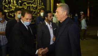 الفنان محمود حميدة يقدم واجب العزاء للفنان محمد رياض