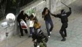 انتزاع الاعترافات والتعذيب.. قضاء إيران يعترف بالانتهاكات