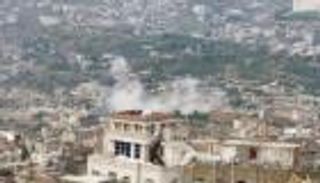 الحوثي ينشر الرعب بتعز.. قتيل و38 مصابا بقصف مدفعي