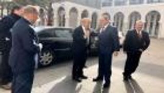 فرنسا تدعو "جوار ليبيا" لحل الأزمة سياسيا