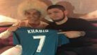 كريستيانو رونالدو يدعم صديقه نور محمدوف برسالة عربية