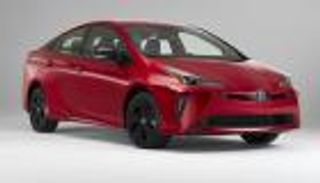 تويوتا تشعل سوق السيارات "الهجينة" بطراز جديد من بيريوس