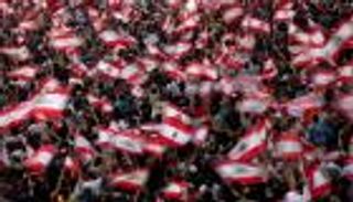 20 صورة ترصد أحداث لبنان التي أنهكت الاقتصاد