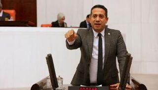 ماهر باشارير النائب البرلماني عن حزب الشعب الجمهوري